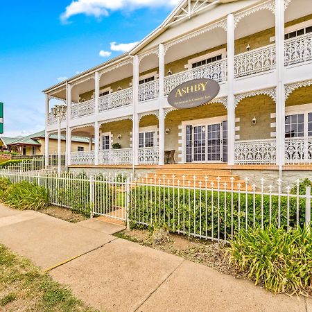 Quality Inn Ashby House Тамуърт Екстериор снимка