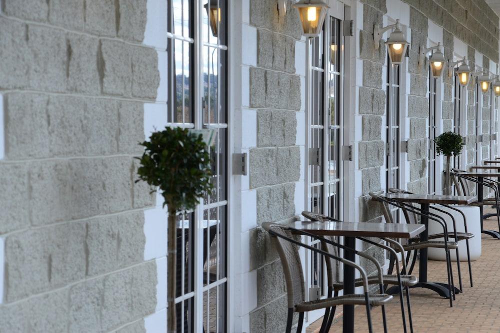Quality Inn Ashby House Тамуърт Екстериор снимка