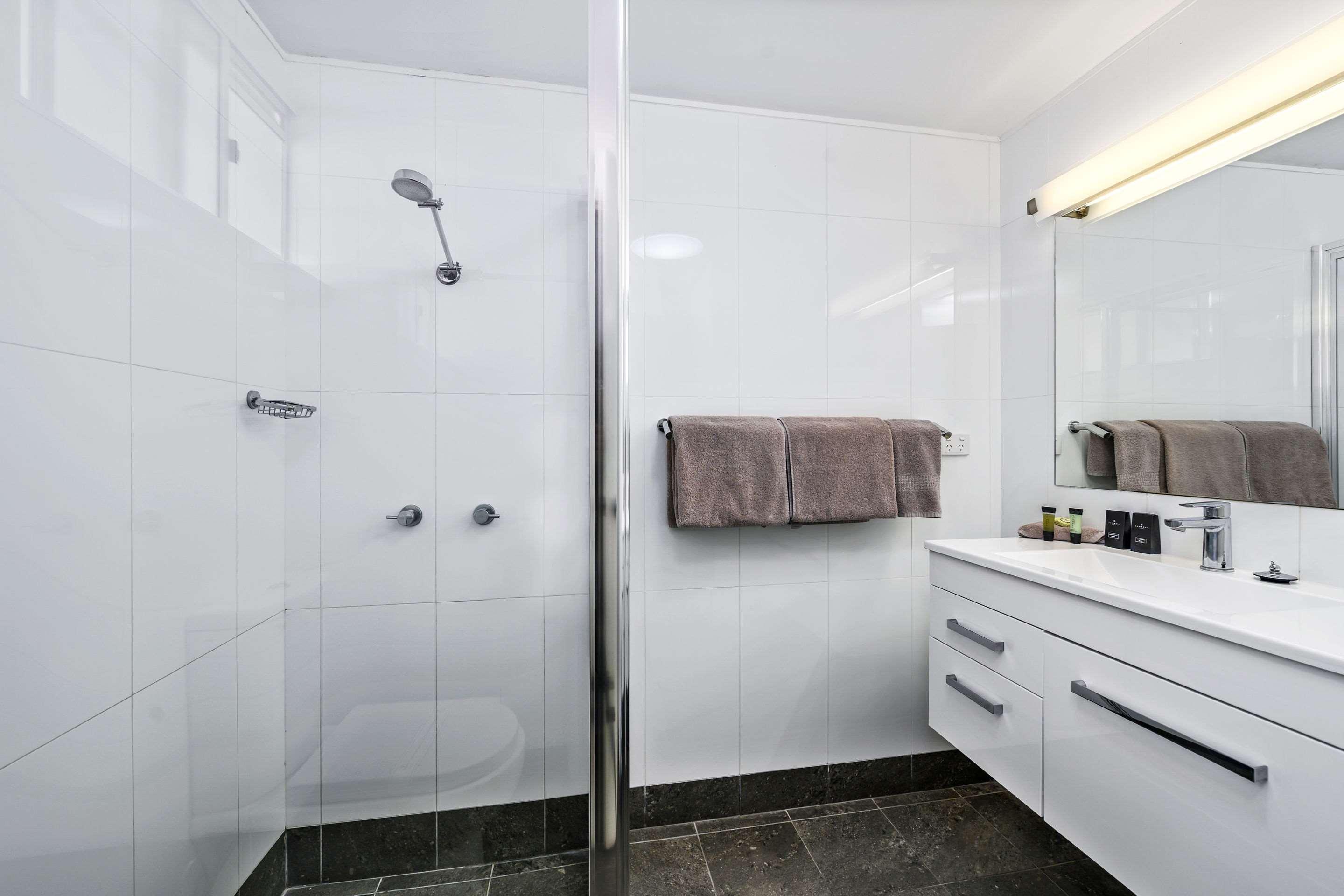 Quality Inn Ashby House Тамуърт Екстериор снимка