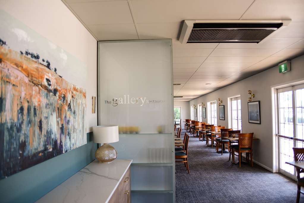 Quality Inn Ashby House Тамуърт Ресторант снимка